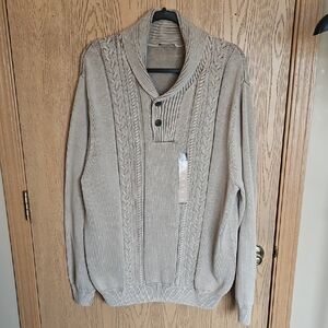 Paradise Collection Men's Beige Cable Knit Sweater